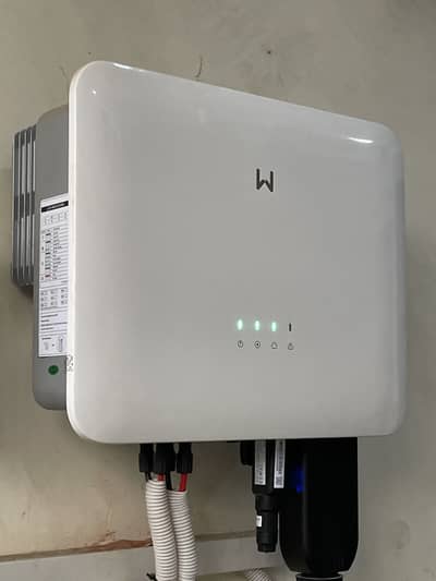Goodwe 10KW On grid Inverter / 1 Months Used / 10 Years Warranty !