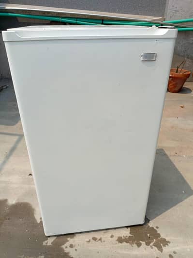 Haier Mini Fridge
