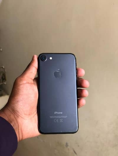 Apple iPhone 7