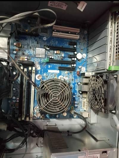 Z220 play station PC gaming sell
