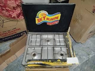 Gas Stove three burner