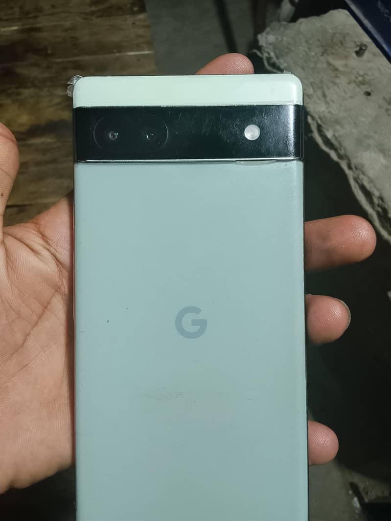 Google Pixel 6a 1