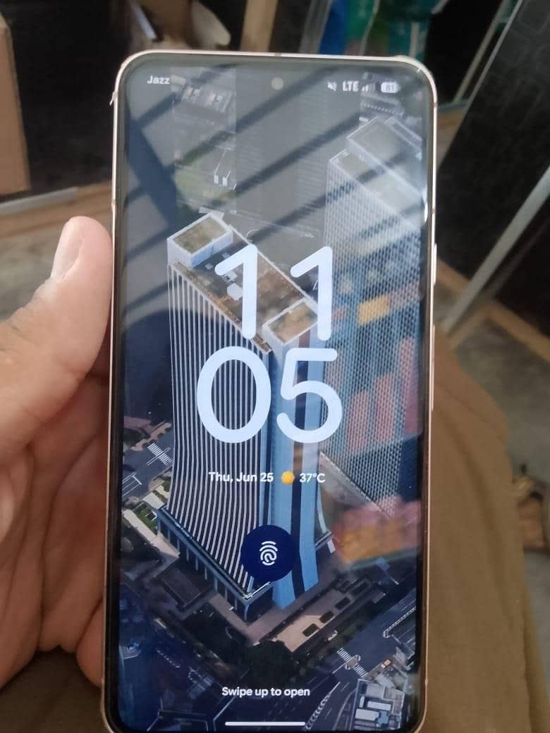 Google Pixel 8 1