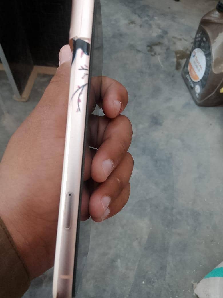Google Pixel 8 3