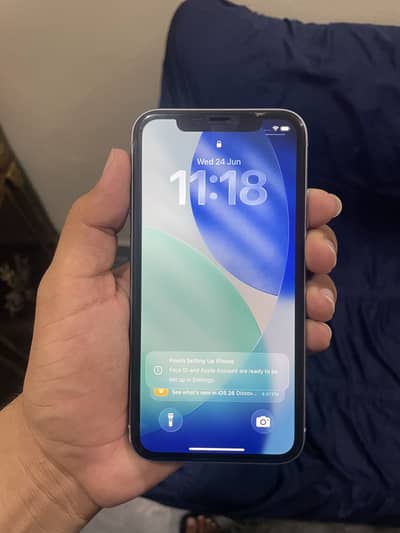 Apple iPhone 11