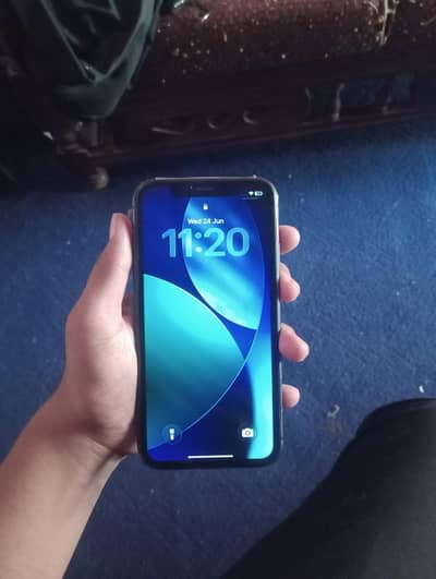 Apple iPhone 11