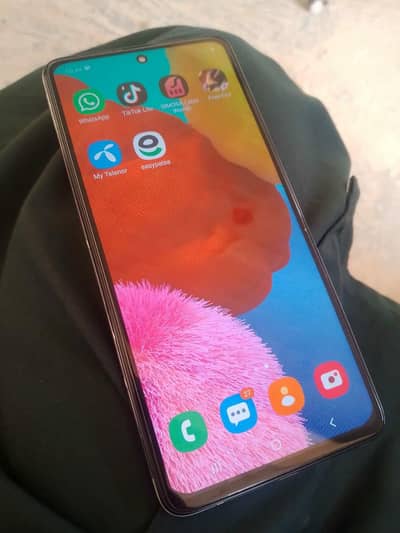 Samsung Mobile A51.6/128 exchange posibal