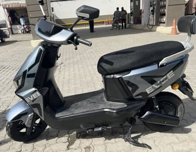 Evee gen z good condition 8000 km driven