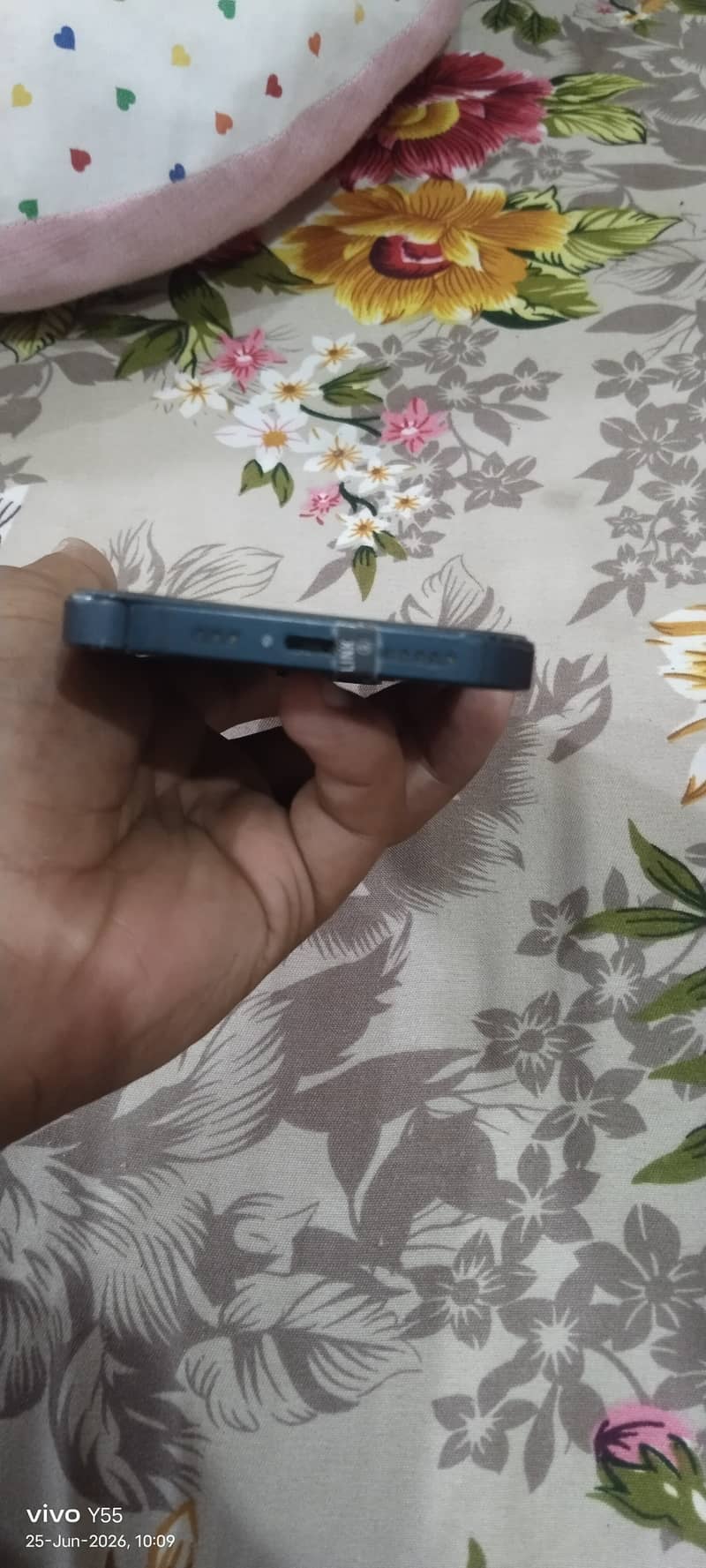 Apple iPhone 14 3