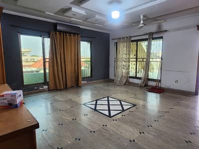 Office available for Rent