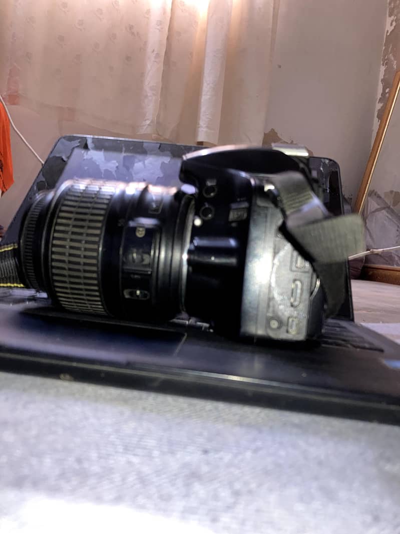 DSLR camera 3