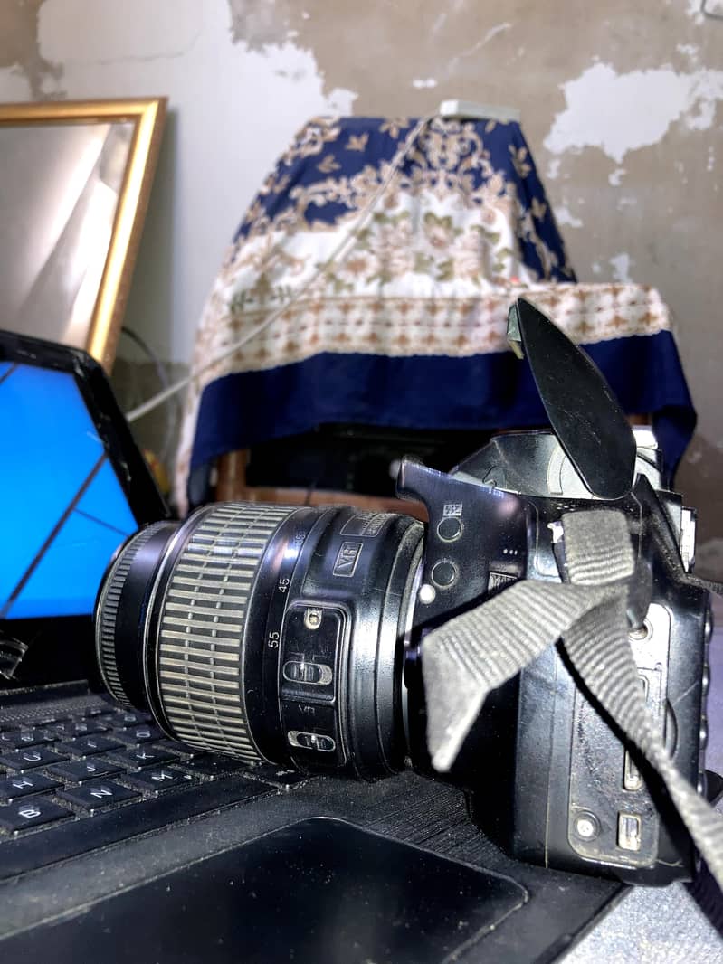 DSLR camera 5