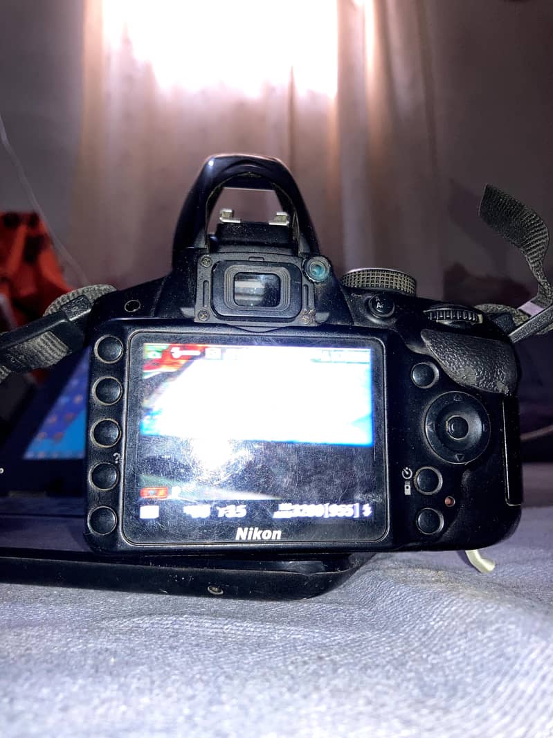 DSLR camera 8