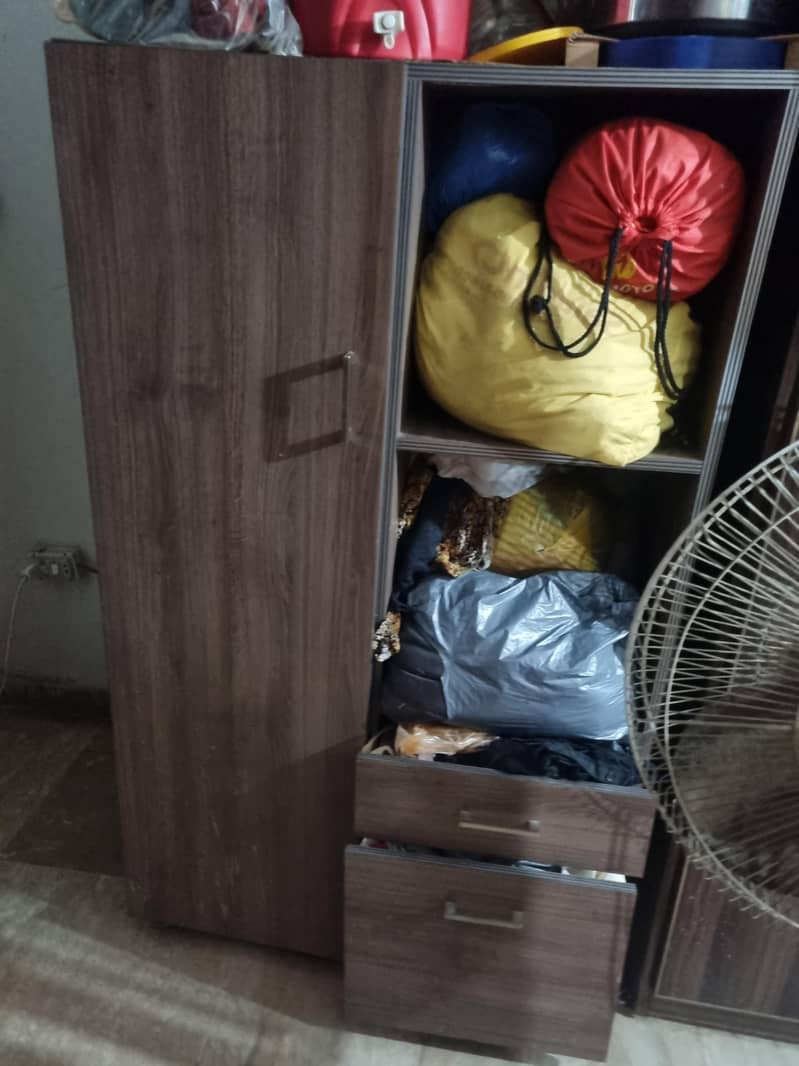 2 same cabinets 1
