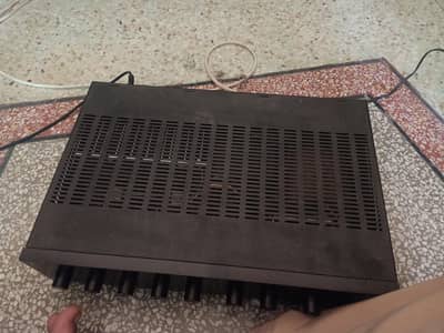 ToA 500 series Amplifier