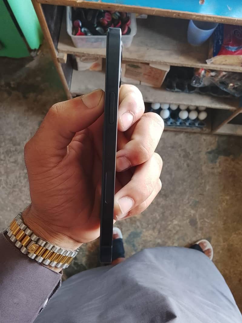 Apple iPhone 12 8