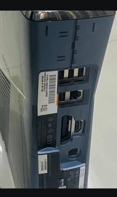 xbox 360 320 gb Auroro dashboard installed with 50 + games