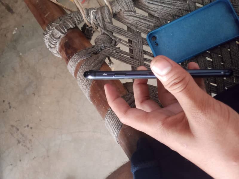 Apple iPhone 7 3
