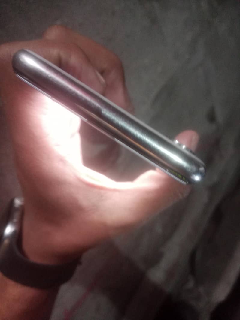 Apple iPhone X e 3