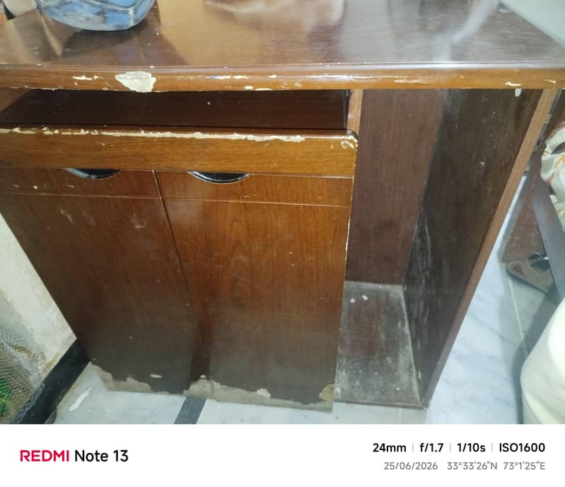 Computer Table 32" X 16" 5