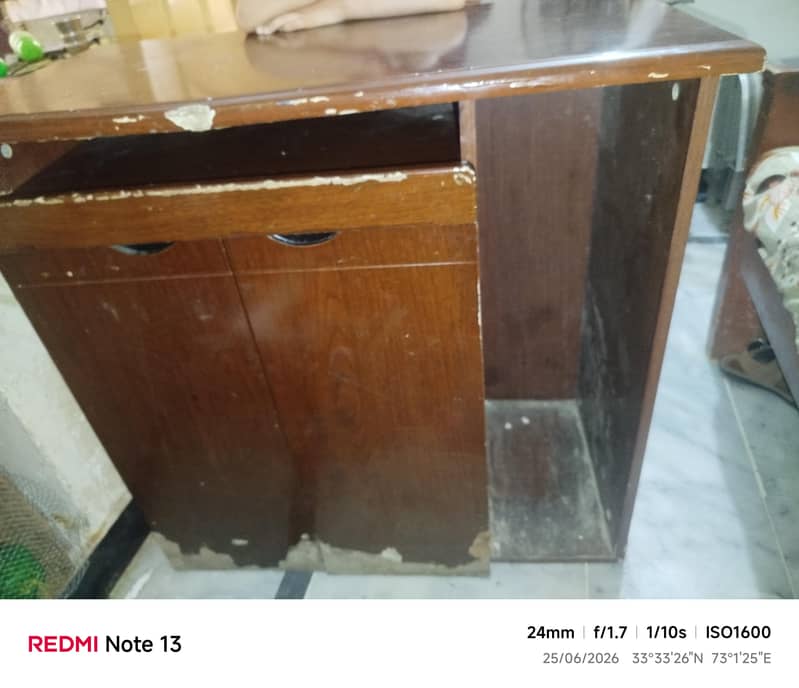 Computer Table 32" X 16" 7