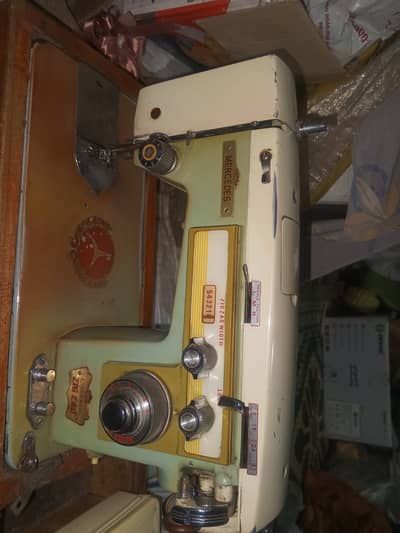 Mercedes zigzag automatic machine