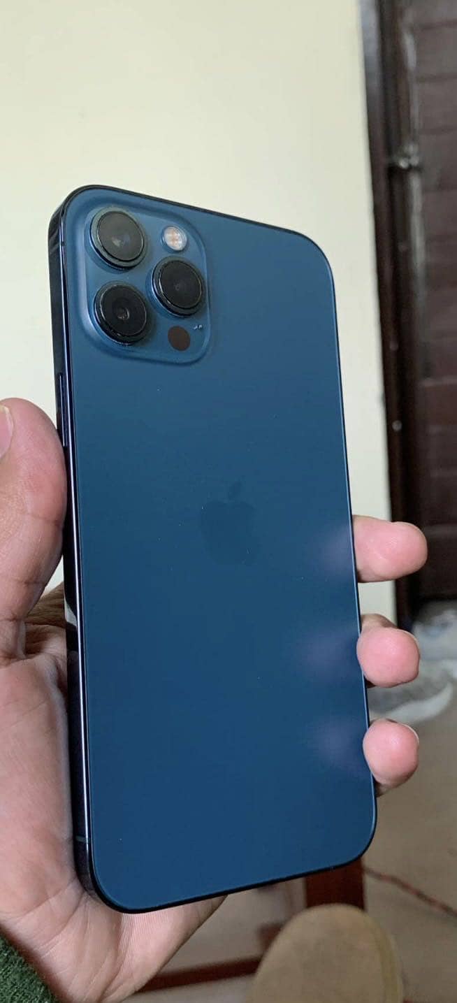 Iphone 12 pro max 3