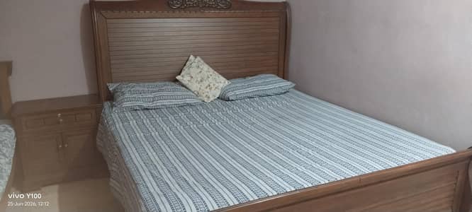 king bed set with mattress