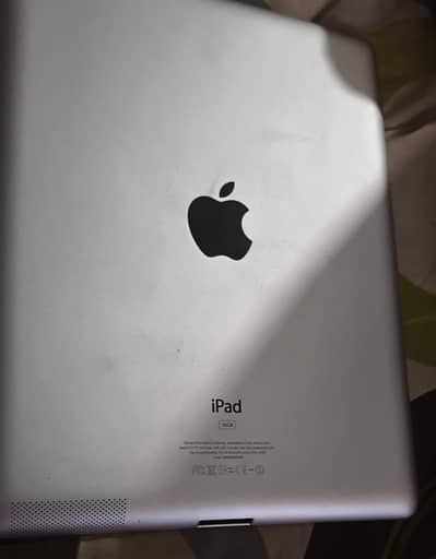 I pad 64 gb speaker not working 10 by 9 condition