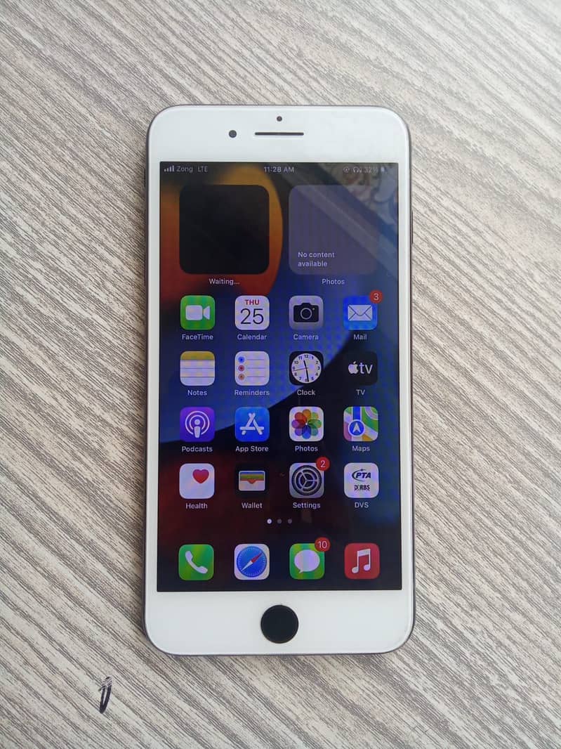 Apple iPhone 7 Plus 1