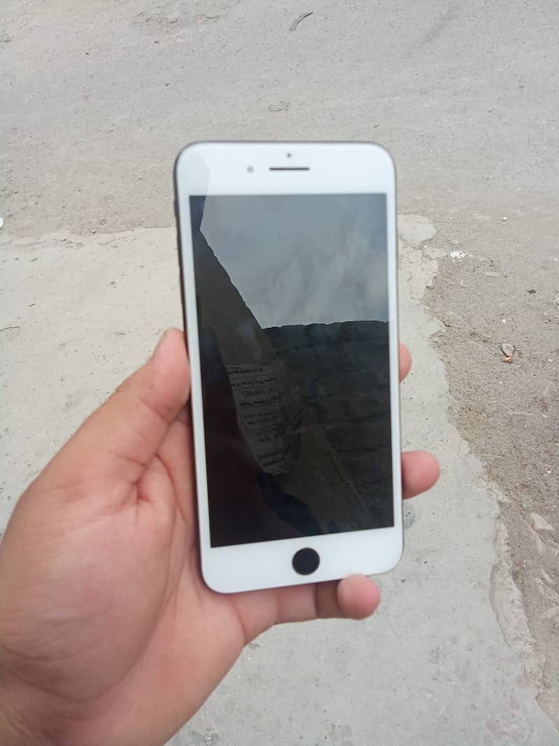 Apple iPhone 7 Plus 4