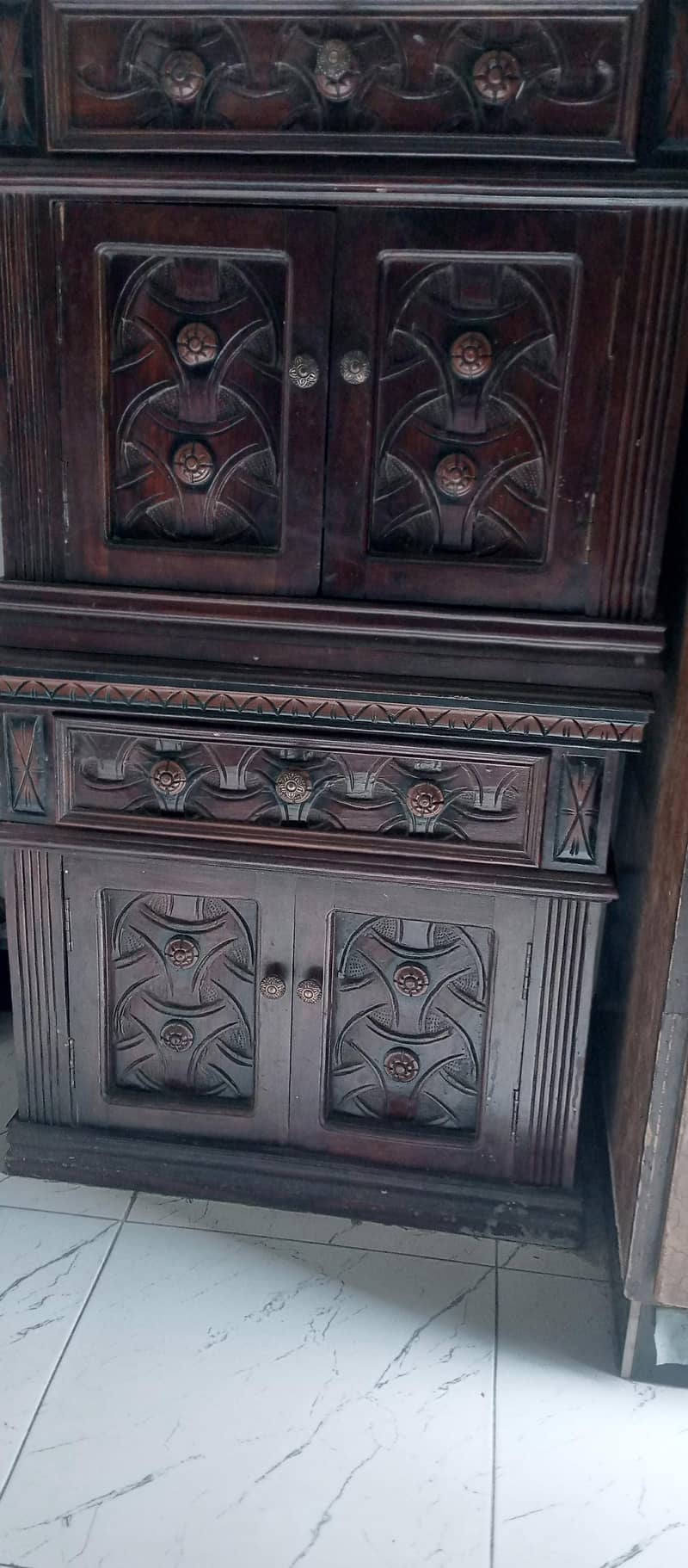 bed set and dressing table 6