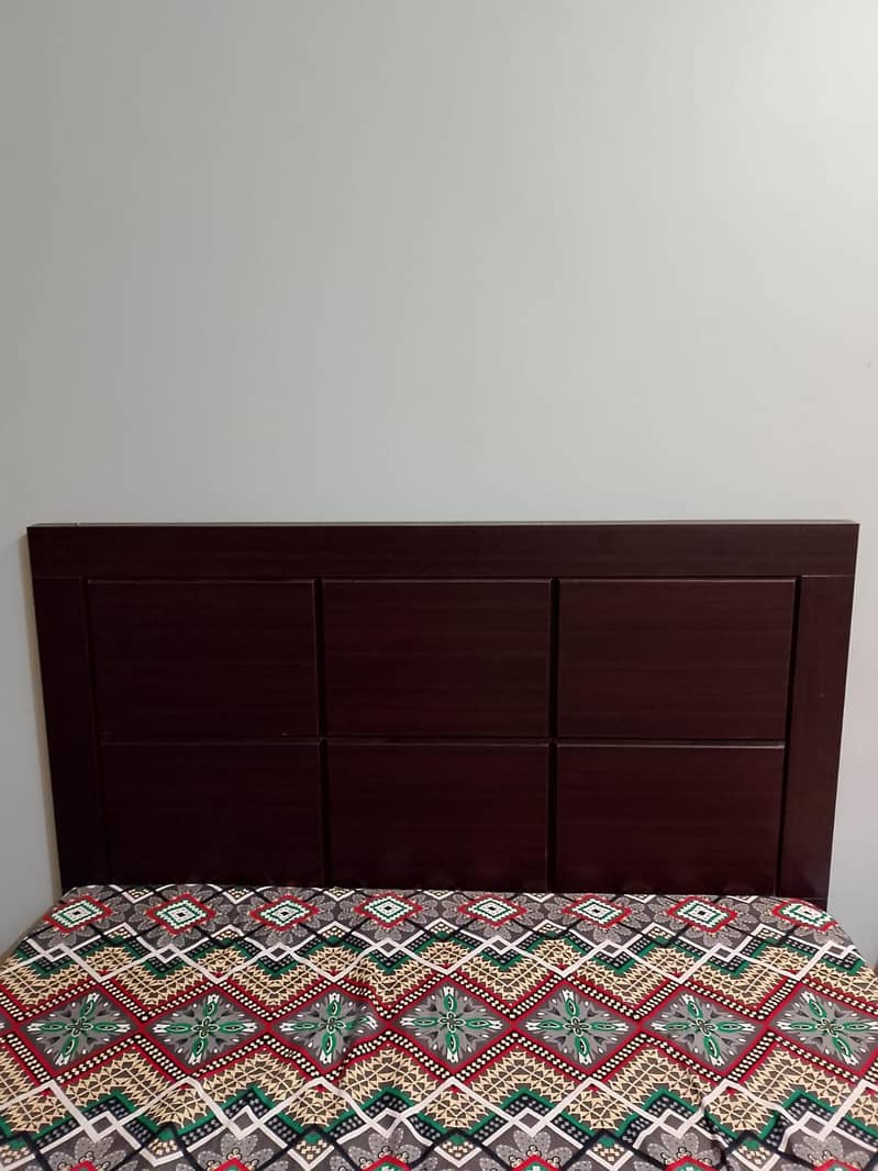 Queen Bed 1