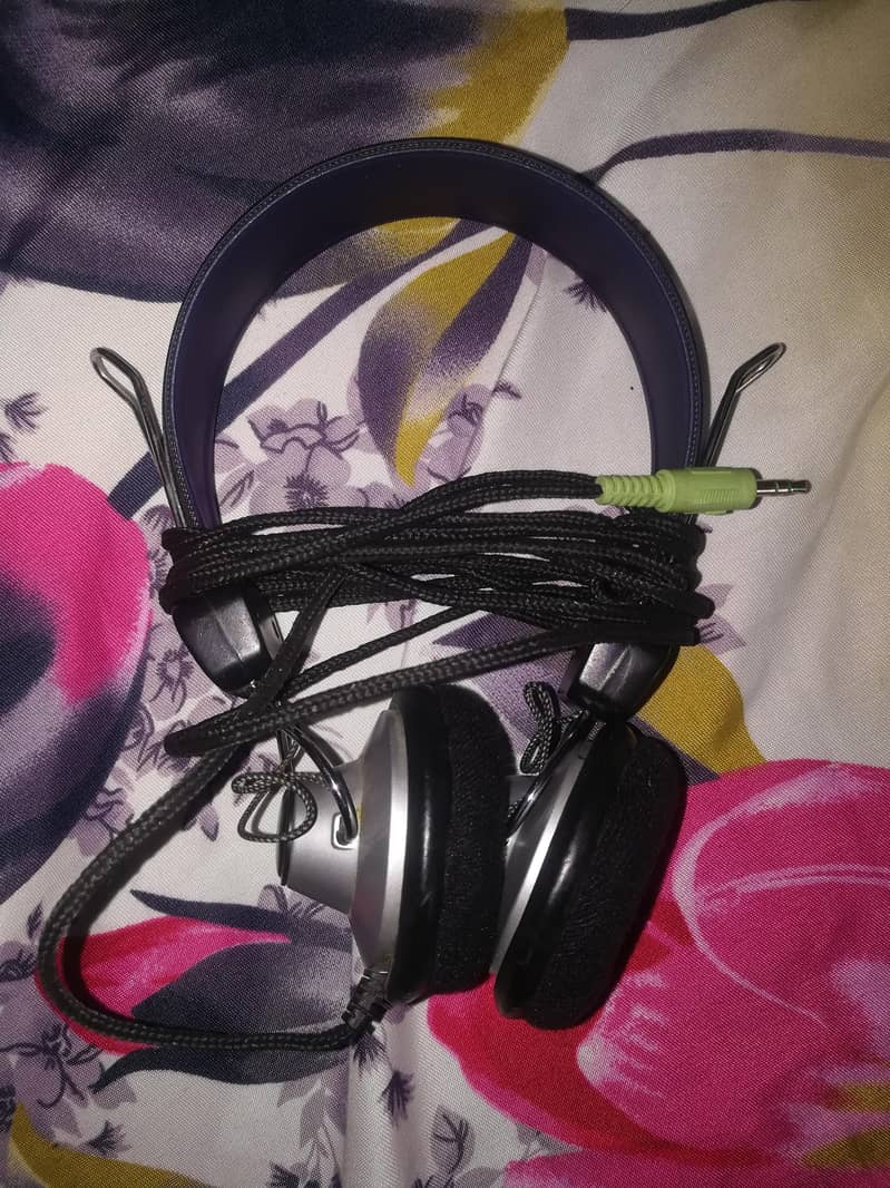 headphone 2