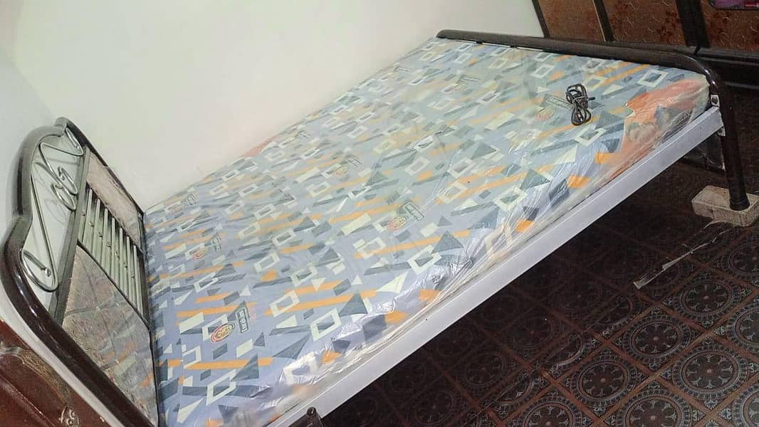 King Size Bed 4