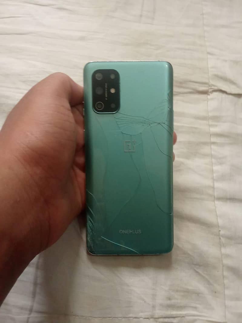 One Plus 8T 7