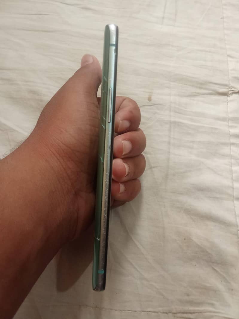One Plus 8T 8