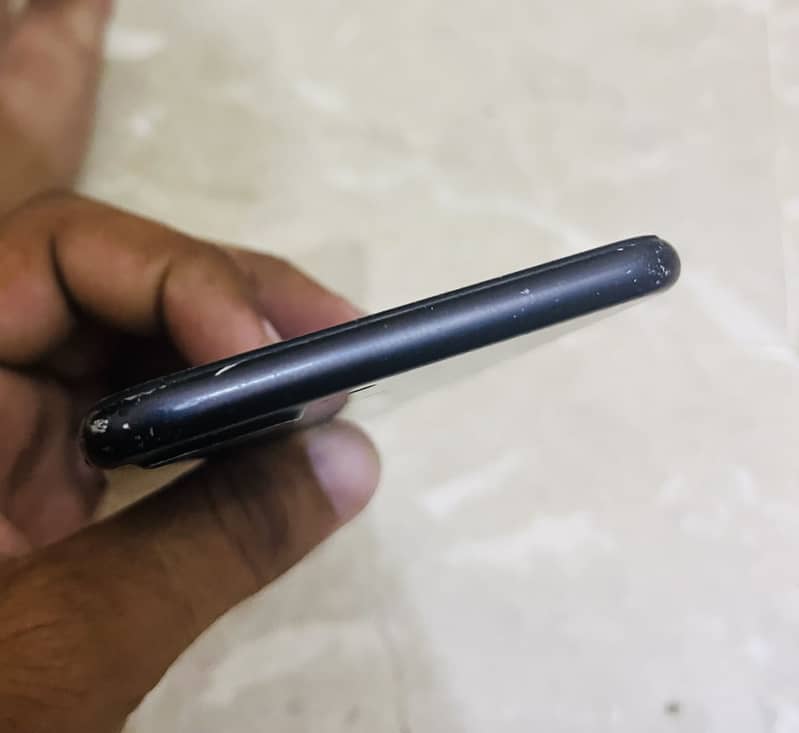 Apple iPhone 7 Plus 1