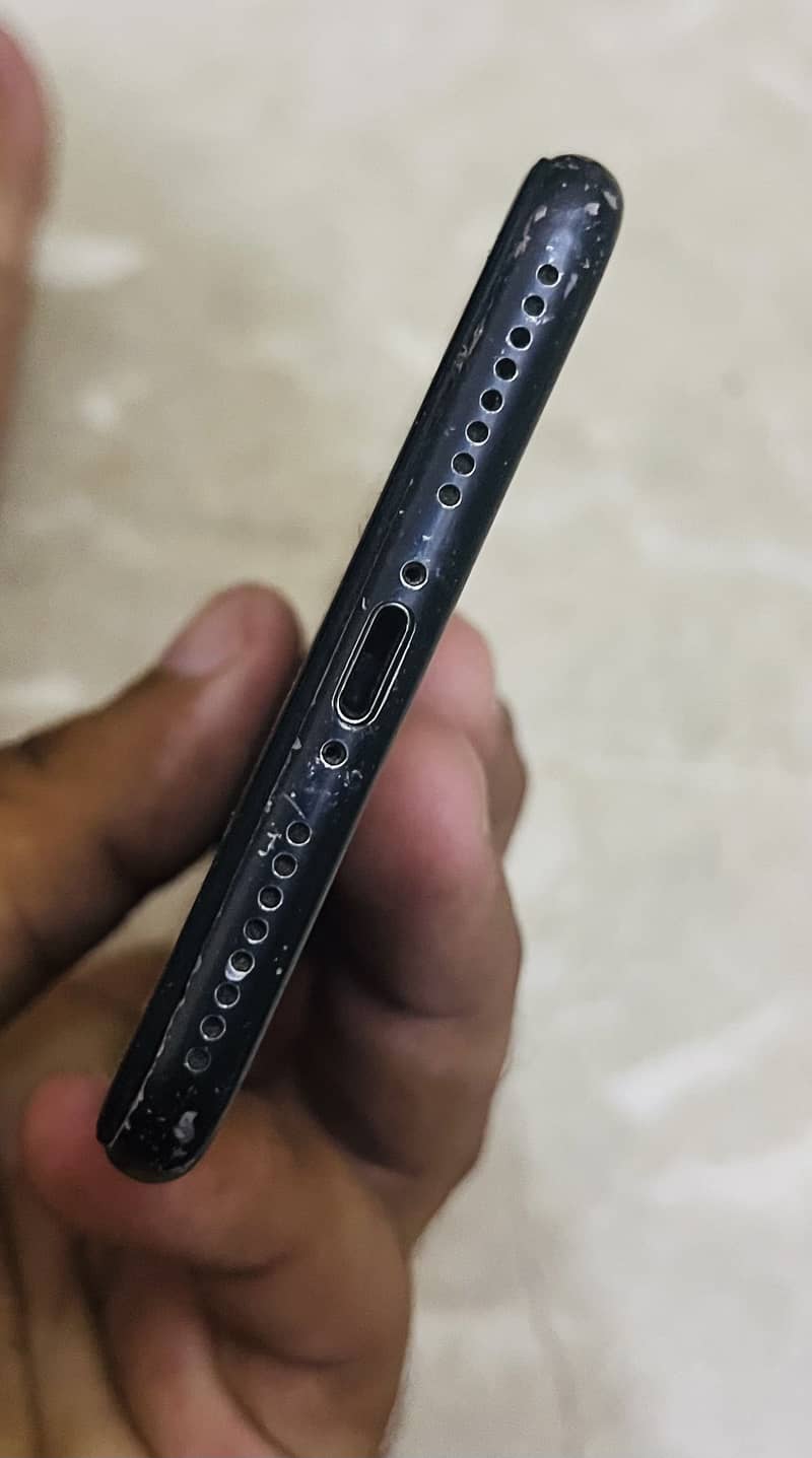 Apple iPhone 7 Plus 4