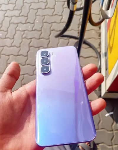 Infinix hot 60pro plus 8+8/256