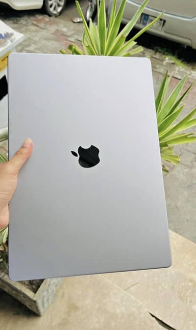 MacBook Pro M1| 32 GB RAM | 512 SSD |