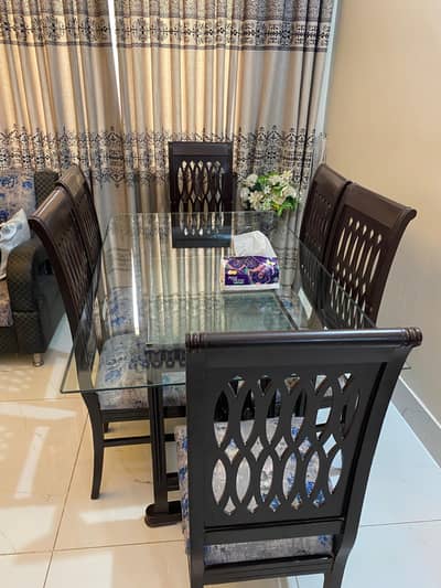 dinning table 6 seater