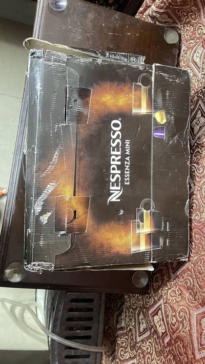 NESPRESSO ESSENZA MINI