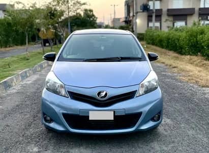 Toyota Vitz 2015