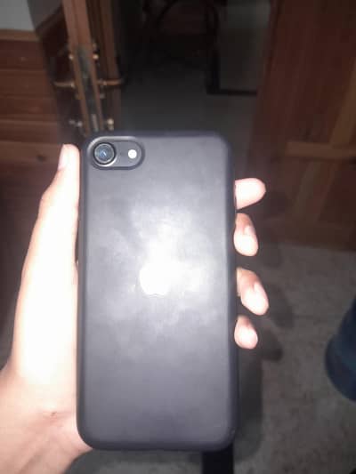 Apple iPhone 7
