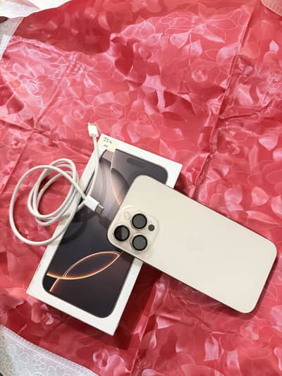 Apple iPhone 16 Pro Max