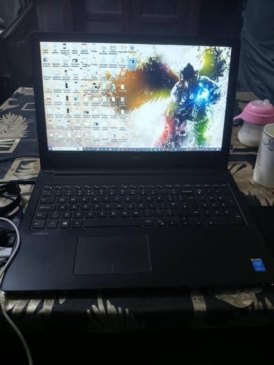 Dell latitude 3560 laptop, I5 5th generation, 8gb/256gb.