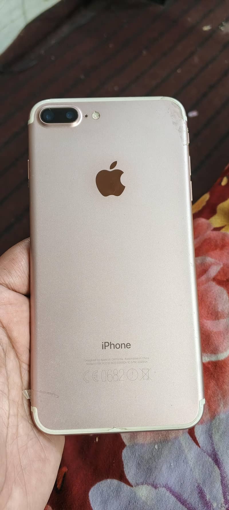 Apple iPhone 7 Plus 5