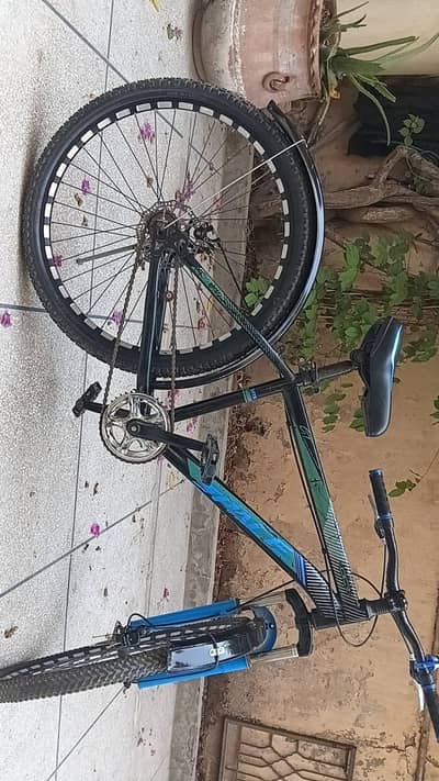 celling a cycle . only serious biyer contact :03244733397