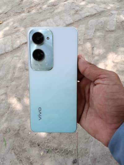 vivo Y18